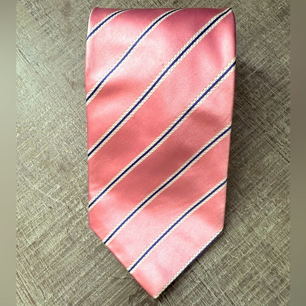 David Donahue Men’s silk tie pink stripe